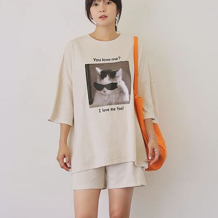 A variety of Dongdaemum Women’s One-Pieces, representing the allure of Korean fashion.