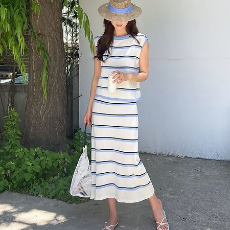 Dongdaemum Women’s One-Pieces, a testament to the elegance and quality of wholesale Korean fashion.