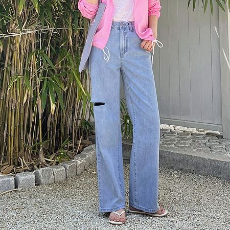 An array of Dongdaemum Women’s Pants, embodying the versatility of Korean fashion.