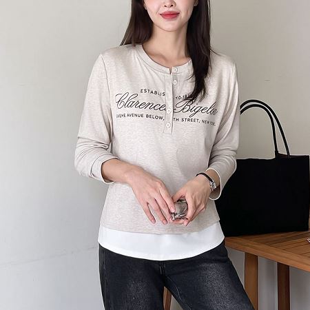 Dongdaemum Women’s Shirts, Tops & T-Shirts, a testament to the elegance and quality of wholesale Korean fashion.