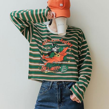 Dongdaemum Women’s Shirts, Tops & T-Shirts, a testament to the elegance and quality of wholesale Korean fashion.