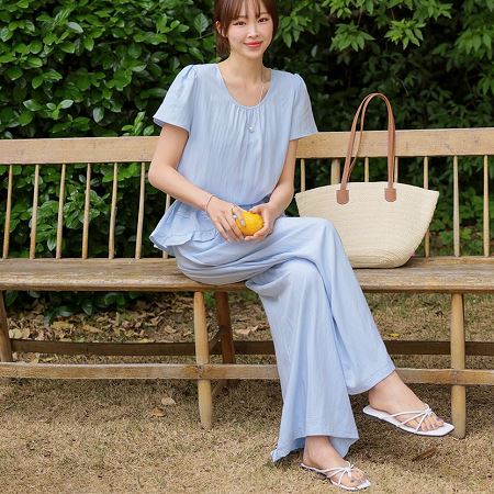 Dongdaemum Women’s One-Pieces, a testament to the elegance and quality of wholesale Korean fashion.