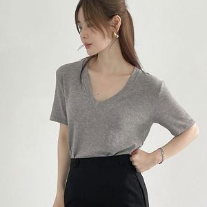 Dongdaemum Women’s Shirts, Tops & T-Shirts, a testament to the elegance and quality of wholesale Korean fashion.