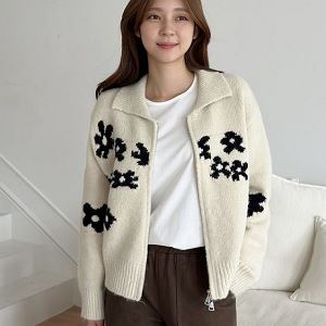 Dongdaemum Women’s Coats & Jackets, a testament to the elegance and quality of wholesale Korean fashion.