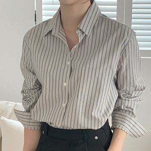 Dongdaemum Women’s Shirts, Tops & T-Shirts, a testament to the elegance and quality of wholesale Korean fashion.