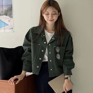 Dongdaemum Women’s Coats & Jackets, a testament to the elegance and quality of wholesale Korean fashion.