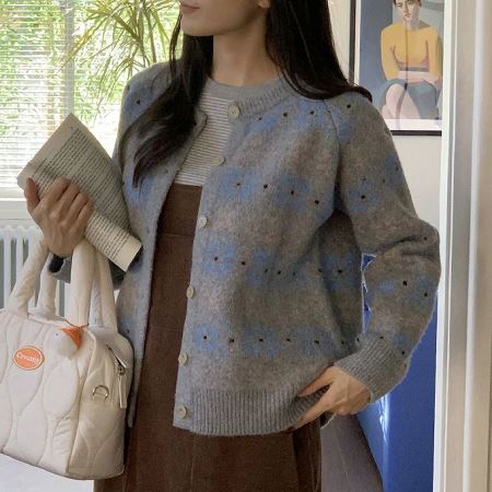 A variety of Dongdaemum Women’s Coats & Jackets, reflecting the sophistication of Korean fashion.