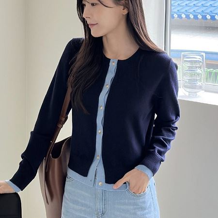 A variety of Dongdaemum Women’s Coats & Jackets, reflecting the sophistication of Korean fashion.