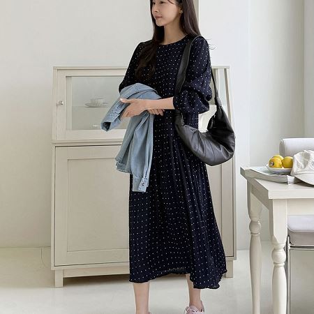 A collection of Dongdaemum Women’s Dresses, encapsulating the charm of Korean fashion.