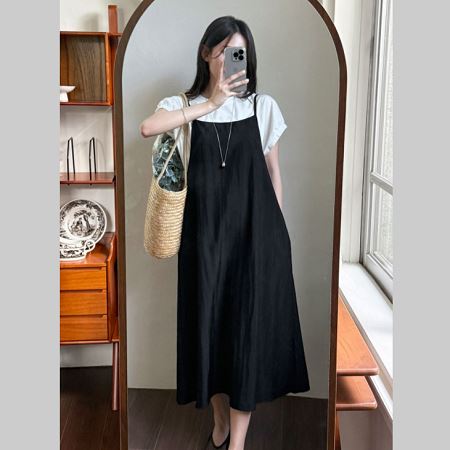 Dongdaemum Women’s Dresses, a testament to the elegance and quality of wholesale Korean fashion.