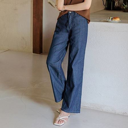 An array of Dongdaemum Women’s Pants, embodying the versatility of Korean fashion.
