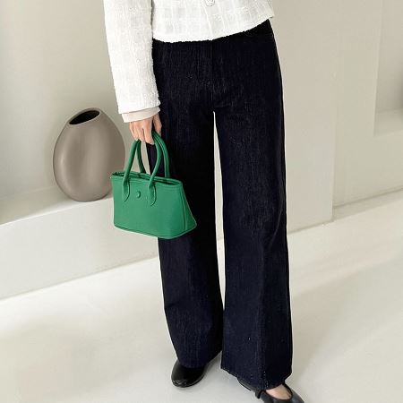 An array of Dongdaemum Women’s Pants, embodying the versatility of Korean fashion.