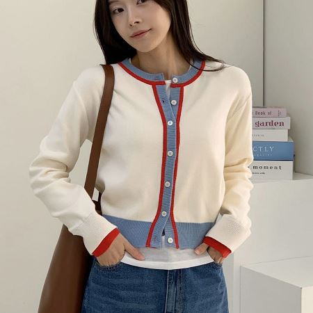 Dongdaemum Women’s Coats & Jackets, a testament to the elegance and quality of wholesale Korean fashion.