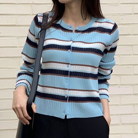 Dongdaemum Women’s Coats & Jackets, a testament to the elegance and quality of wholesale Korean fashion.