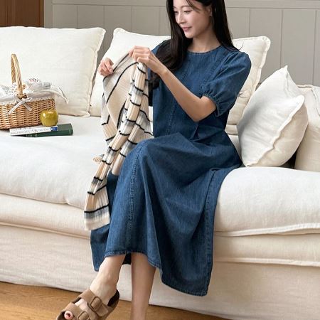 A collection of Dongdaemum Women’s Dresses, encapsulating the charm of Korean fashion.