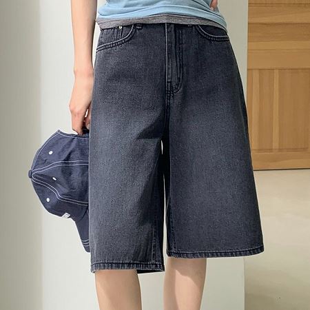 An array of Dongdaemum Women’s Pants, embodying the versatility of Korean fashion.