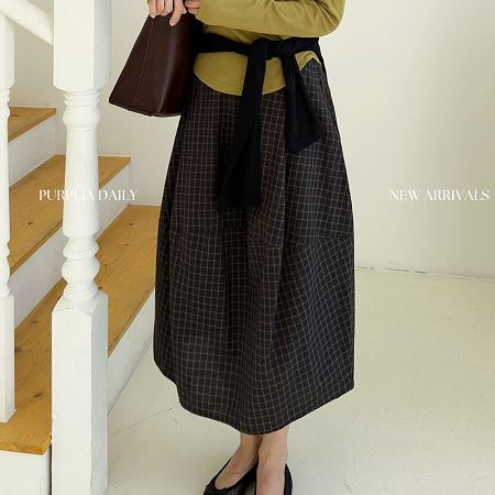A collection of Dongdaemum Women’s Dresses, encapsulating the charm of Korean fashion.