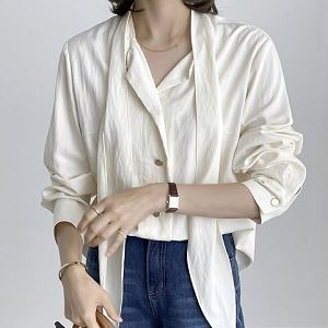 Dongdaemum Women’s Shirts, Tops & T-Shirts, a testament to the elegance and quality of wholesale Korean fashion.