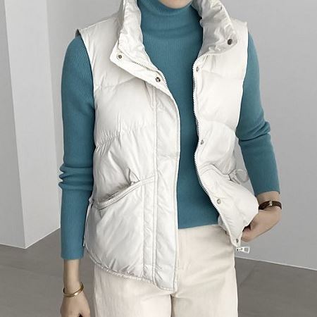 A variety of Dongdaemum Women’s Coats & Jackets, reflecting the sophistication of Korean fashion.