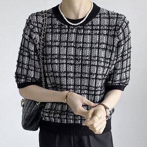 Dongdaemum Women’s Shirts, Tops & T-Shirts, a testament to the elegance and quality of wholesale Korean fashion.