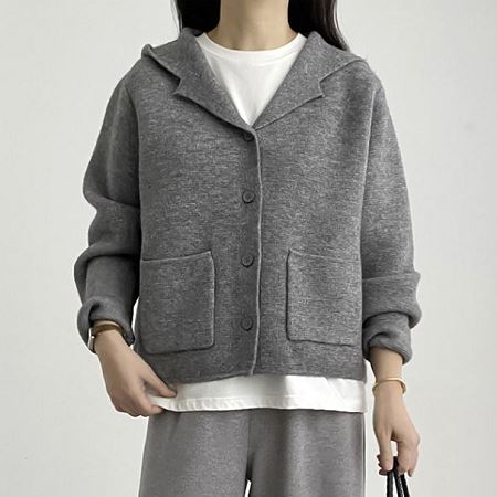 Dongdaemum Women’s Coats & Jackets, a testament to the elegance and quality of wholesale Korean fashion.