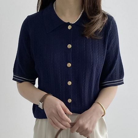 Dongdaemum Women’s Coats & Jackets, a testament to the elegance and quality of wholesale Korean fashion.