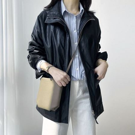 A variety of Dongdaemum Women’s Coats & Jackets, reflecting the sophistication of Korean fashion.