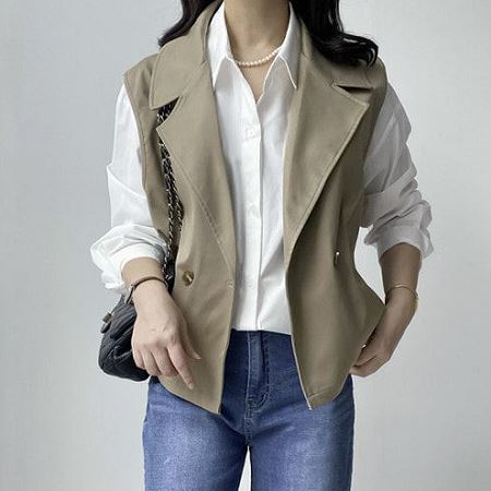 Dongdaemum Women’s Coats & Jackets, a testament to the elegance and quality of wholesale Korean fashion.