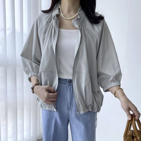 A variety of Dongdaemum Women’s Coats & Jackets, reflecting the sophistication of Korean fashion.