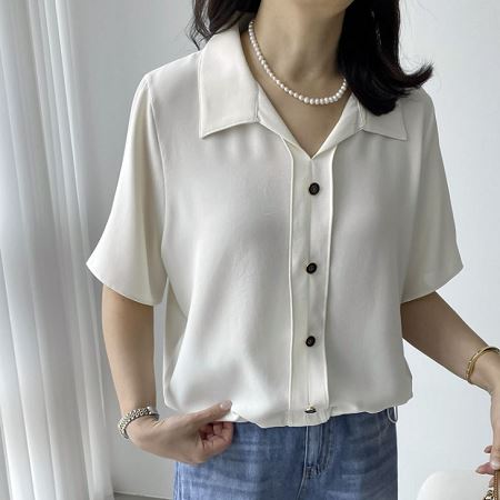 Dongdaemum Women’s Shirts, Tops & T-Shirts, a testament to the elegance and quality of wholesale Korean fashion.
