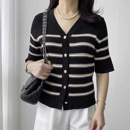 A variety of Dongdaemum Women’s Coats & Jackets, reflecting the sophistication of Korean fashion.