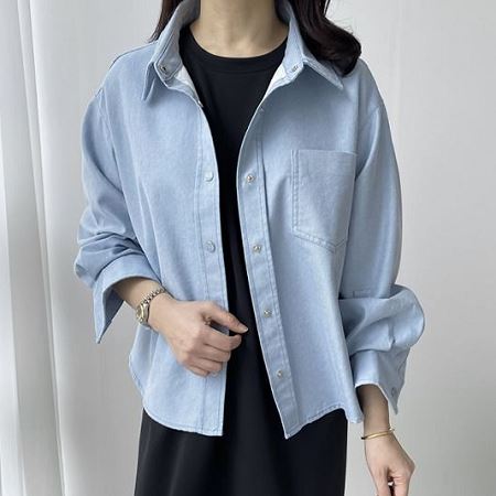 A variety of Dongdaemum Women’s Coats & Jackets, reflecting the sophistication of Korean fashion.