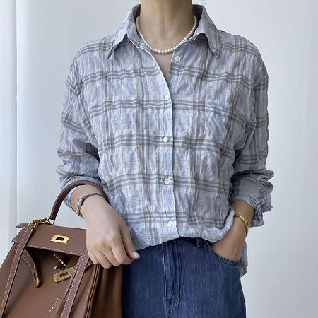 Dongdaemum Women’s Shirts, Tops & T-Shirts, a testament to the elegance and quality of wholesale Korean fashion.