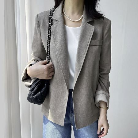 A variety of Dongdaemum Women’s Coats & Jackets, reflecting the sophistication of Korean fashion.