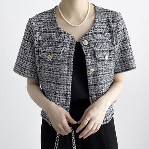 A variety of Dongdaemum Women’s Coats & Jackets, reflecting the sophistication of Korean fashion.