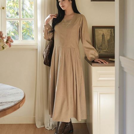 Dongdaemum Women’s Dresses, a testament to the elegance and quality of wholesale Korean fashion.