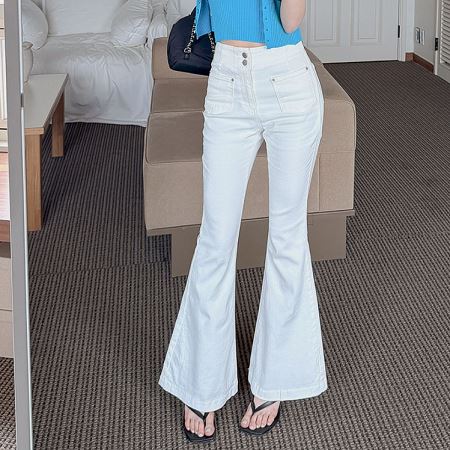 Dongdaemum Women’s Pants, a testament to the elegance and quality of wholesale Korean fashion.