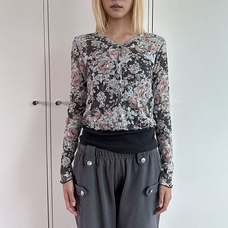 Dongdaemum Women’s Coats & Jackets, a testament to the elegance and quality of wholesale Korean fashion.