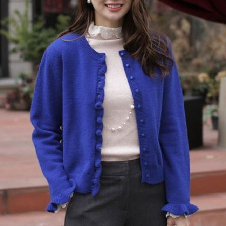 A variety of Dongdaemum Women’s Coats & Jackets, reflecting the sophistication of Korean fashion.