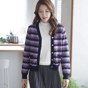 Dongdaemum Women’s Coats & Jackets, a testament to the elegance and quality of wholesale Korean fashion.