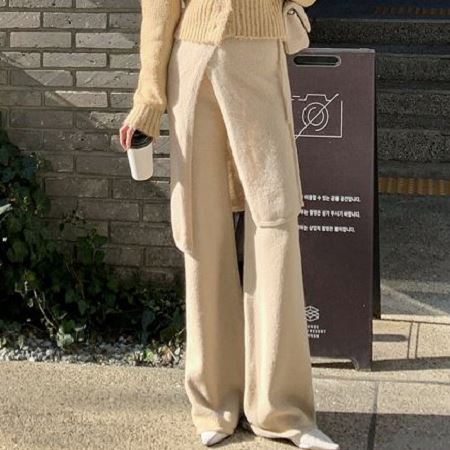 A variety of Dongdaemum Women’s One-Pieces, representing the allure of Korean fashion.