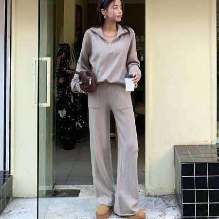 A variety of Dongdaemum Women’s One-Pieces, representing the allure of Korean fashion.