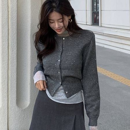 A variety of Dongdaemum Women’s Coats & Jackets, reflecting the sophistication of Korean fashion.