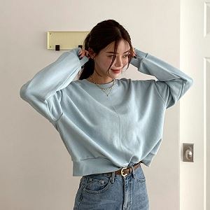 Dongdaemum Women’s Shirts, Tops & T-Shirts, a testament to the elegance and quality of wholesale Korean fashion.