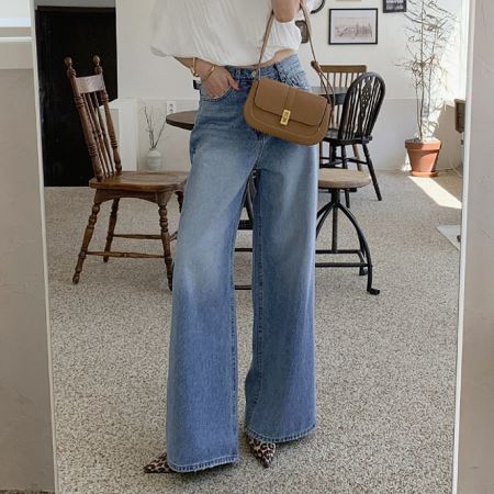 An array of Dongdaemum Women’s Pants, embodying the versatility of Korean fashion.