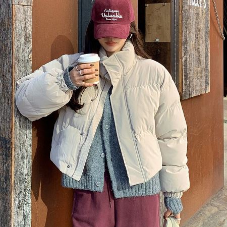 Dongdaemum Women’s Coats & Jackets, a testament to the elegance and quality of wholesale Korean fashion.