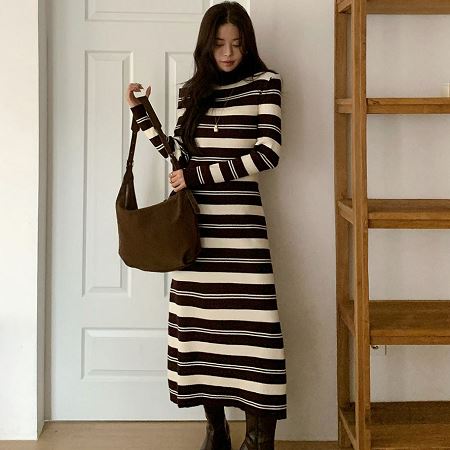 A collection of Dongdaemum Women’s Dresses, encapsulating the charm of Korean fashion.