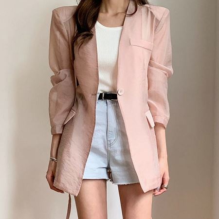 Dongdaemum Women’s Coats & Jackets, a testament to the elegance and quality of wholesale Korean fashion.