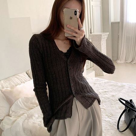 A variety of Dongdaemum Women’s Coats & Jackets, reflecting the sophistication of Korean fashion.