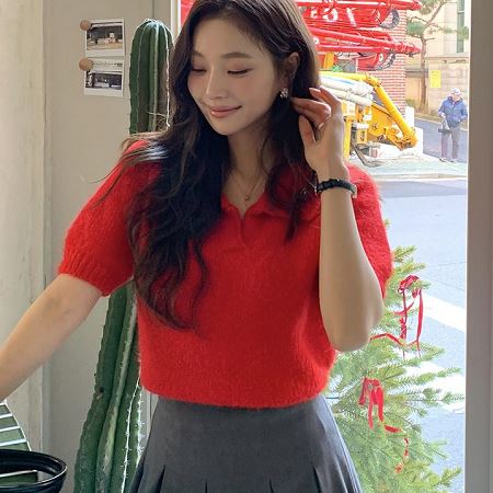 Dongdaemum Women’s Shirts, Tops & T-Shirts, a testament to the elegance and quality of wholesale Korean fashion.